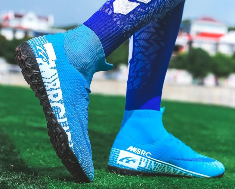 zapatos de fútbol para hombres