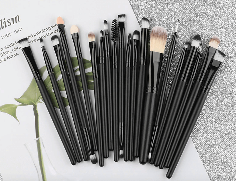 Juego de pinceles en Rosalind Beauty